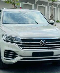 Volkswagen TOUAREG LUXURY – Màu Be